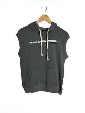 NWT Team Beachbody Coach Sleeveless Hoodie - Dark Heather Gray unisex size M